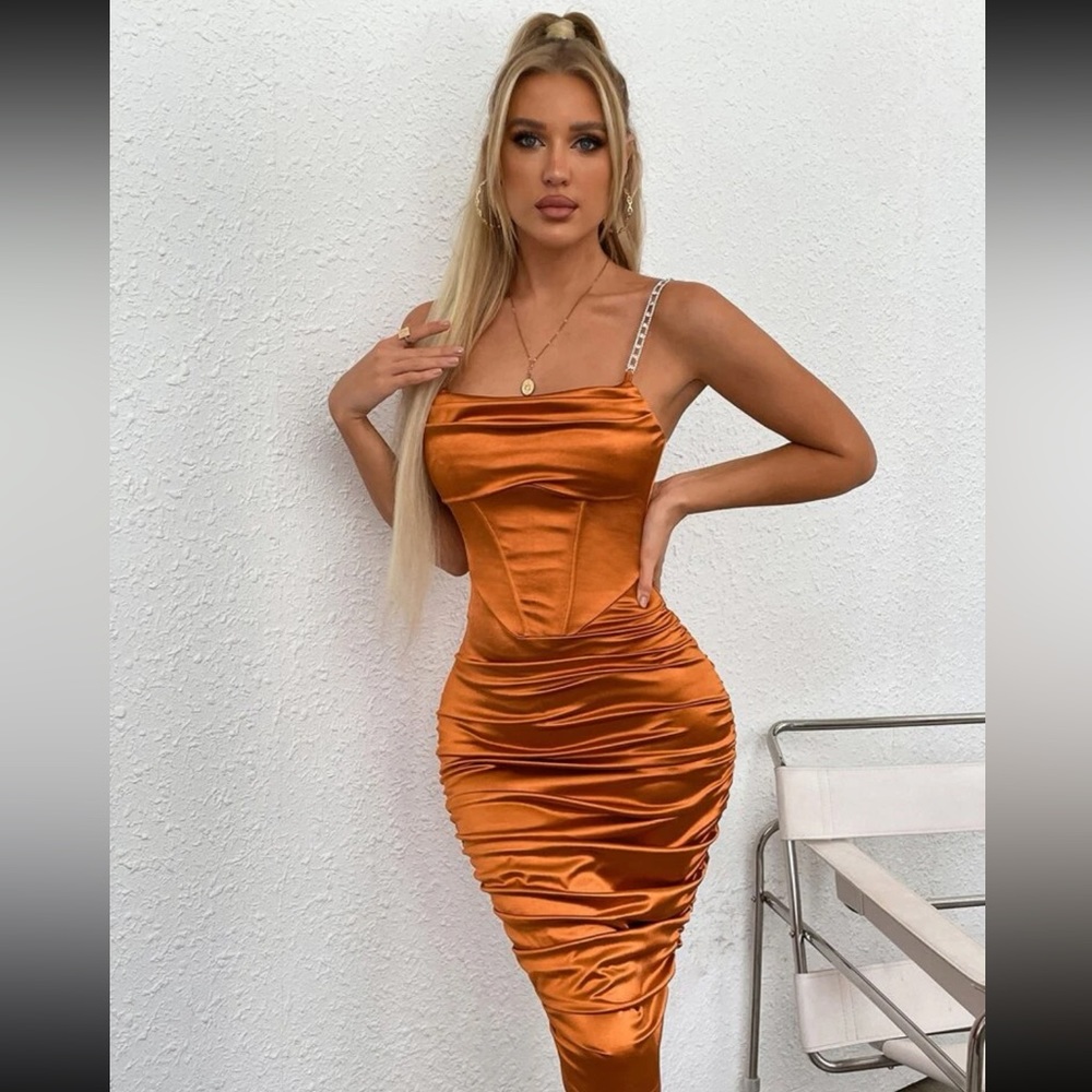 SHEIN Ruched Bodycon Dress - Picture 1 of 3